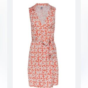 NWT sleeveless DVF classic wrap dress